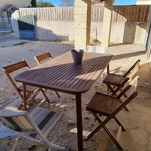 Hébergement de vacances La Maison De Mame, Arles